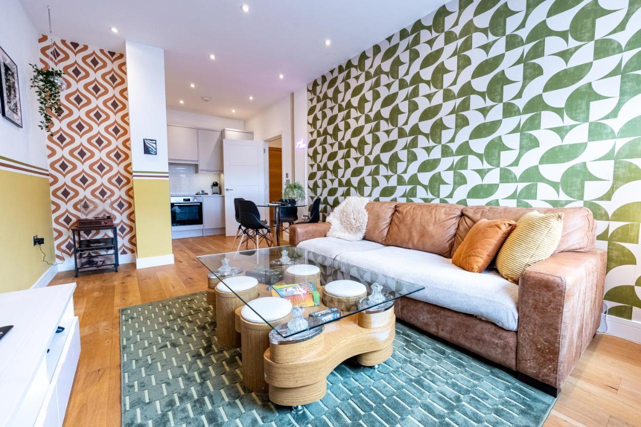 Burnham Beeches One-Bedroom Apartment By Belvilla Slough Dış mekan fotoğraf
